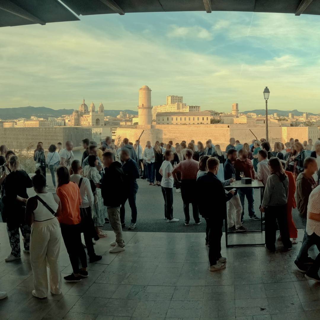 Vue panoramique depuis la terrasse du Palais du Pharo