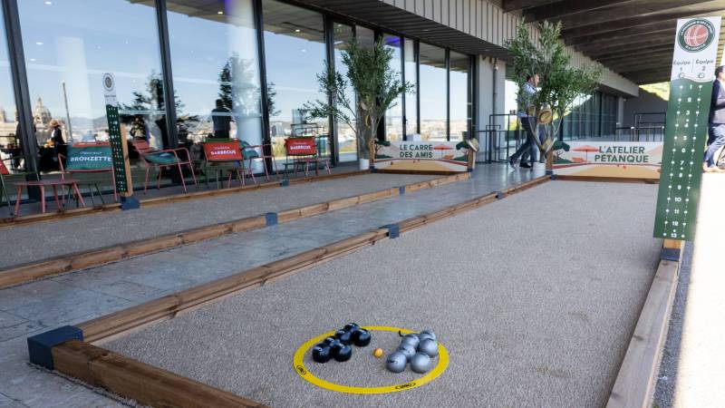 Terrains de pétanque éphémères à Marseille dans les Bouches du Rhône