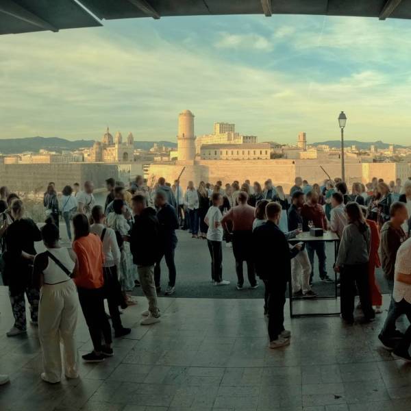 Vue panoramique depuis la terrasse du Palais du Pharo