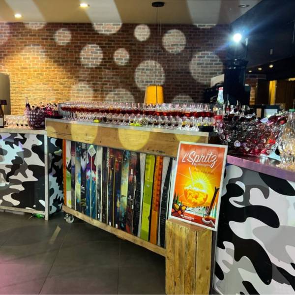 Bar d'altitude à Aix en Provence dans les Bouches-du-Rhône