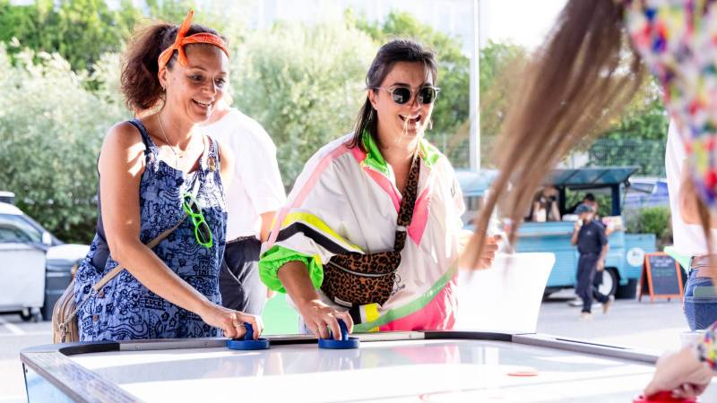 Soirée d’entreprise : Thème “Années Disco & Générations 70’s, 80’s, 90’s, 00’s” à Marseille et dans toute la région PACA
