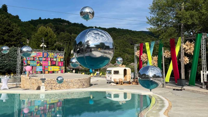 Soirée à thème : 30 idées de thèmes pour votre soirée d’entreprise en Région PACA