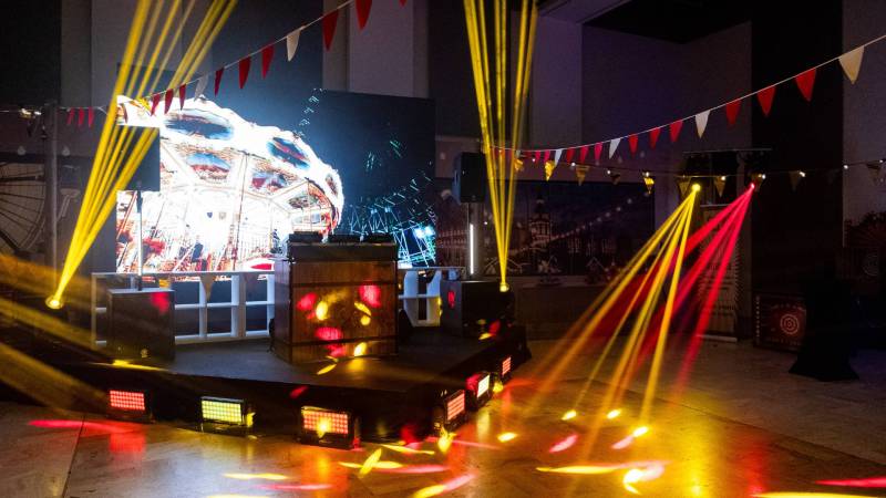 Soirée d’entreprise : Thème “Circus” à Marseille, Toulon, Aix-en-Provence en région PACA