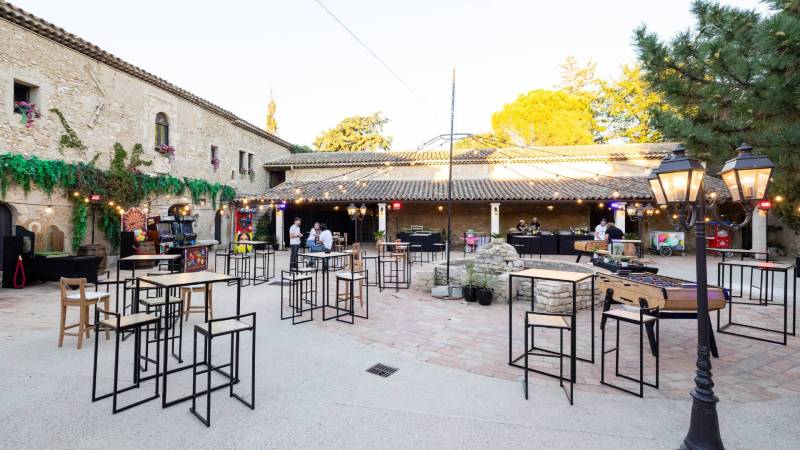 Soirée d’entreprise : Thème “Circus” à Marseille, Toulon, Aix-en-Provence en région PACA