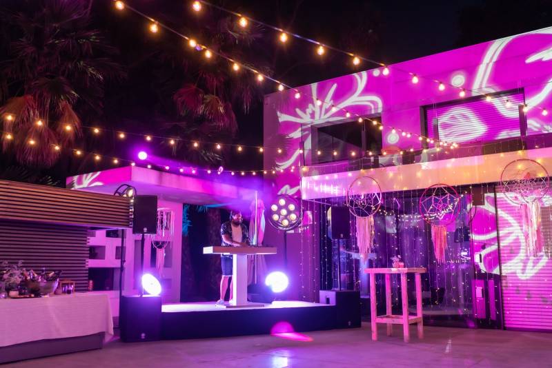 Soirée de Fin d'Année pour Entreprise avec Mapping Lumière en Région PACA